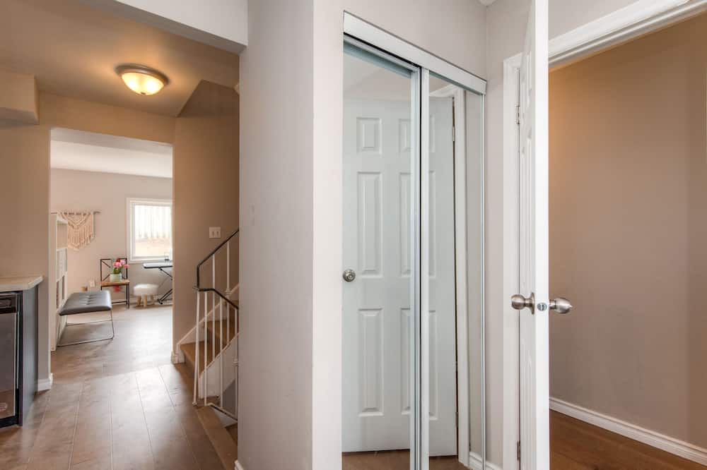 Photo of Bedroom in Victoria Hills