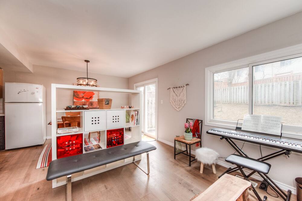Photo of Bedroom in Victoria Hills