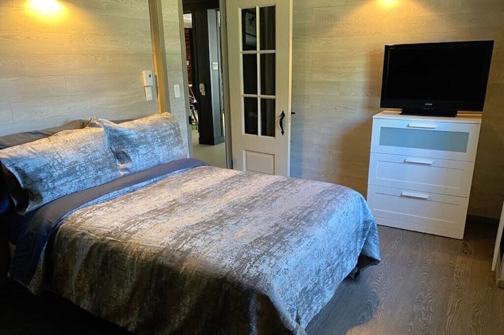 Photo of Bedroom in Maria-Chapdelaine