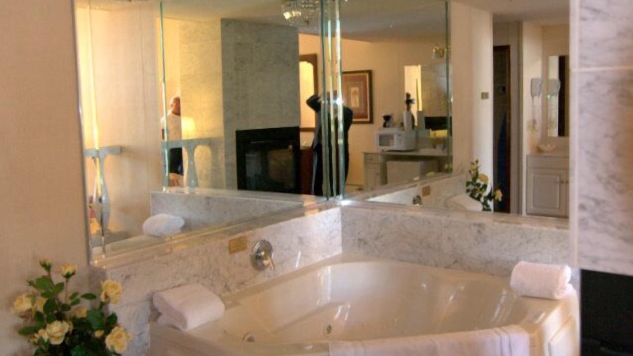 Photo of Bathroom in Lockport