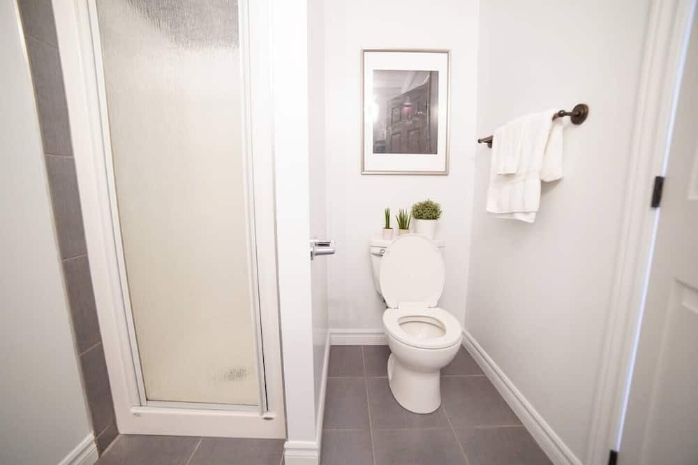 Photo of Bathroom in Levis