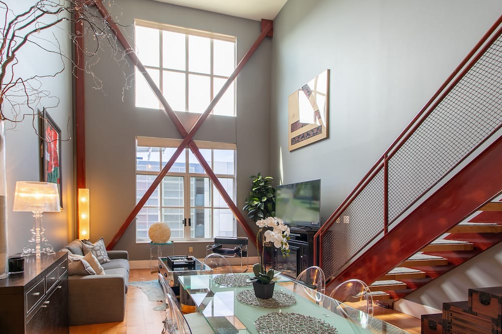 Photo of Livingroom in The Villas
