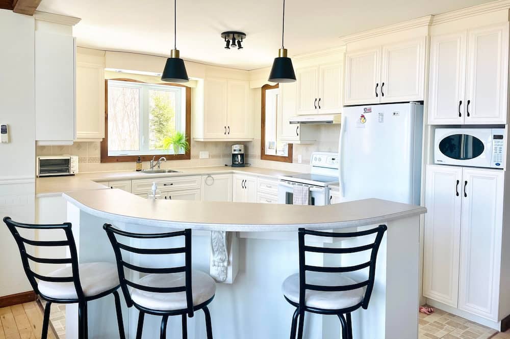 Photo of Kitchen in L'Anse-Saint-Jean
