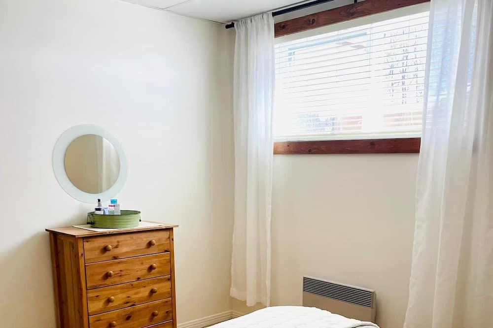 Photo of Bedroom in L'Anse-Saint-Jean