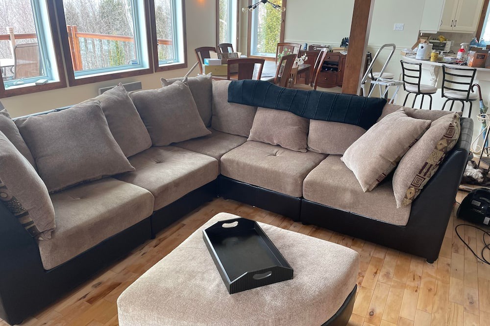 Photo of Livingroom in L'Anse-Saint-Jean