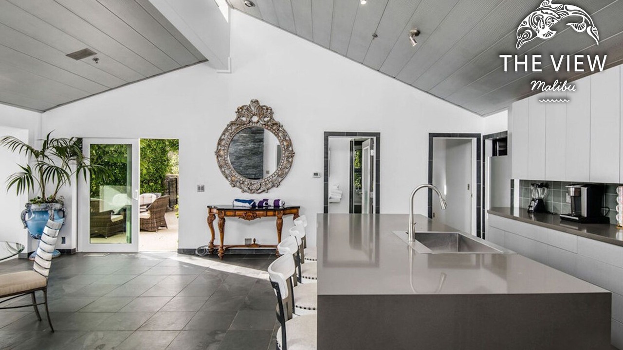 Photo of Kitchen in Western Malibu
