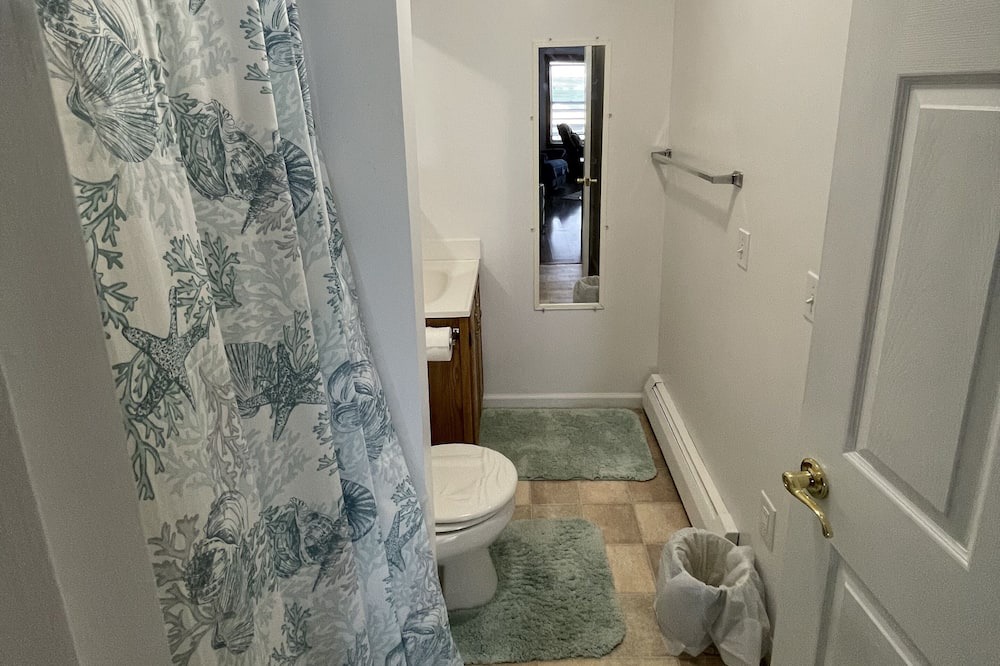 Photo of Bedroom in Romulus
