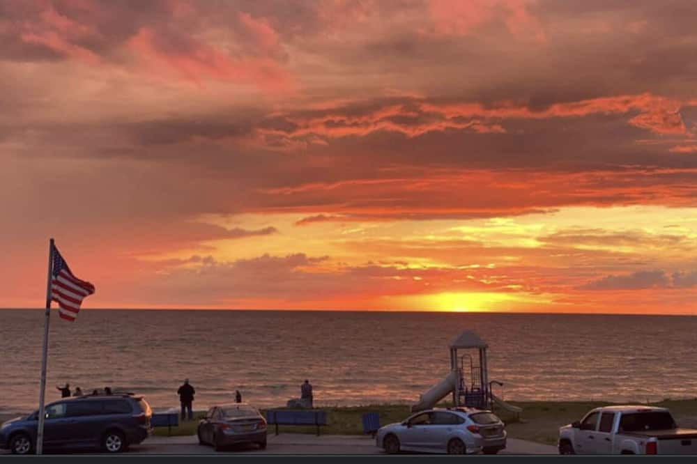 Photo of Others in Lake Erie Beach