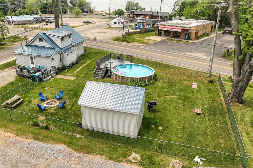 Photo of Outdoor in Lake Erie Beach