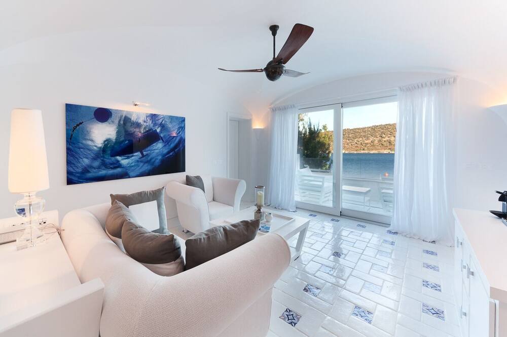 Photo of Livingroom in Golturkbuku