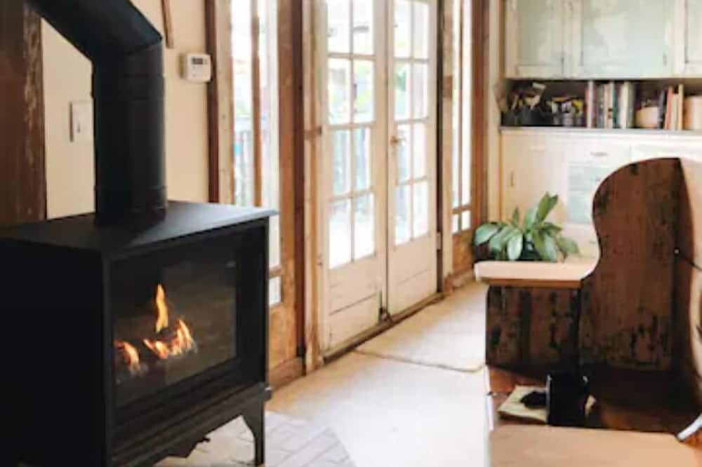Photo of Livingroom in Freedom