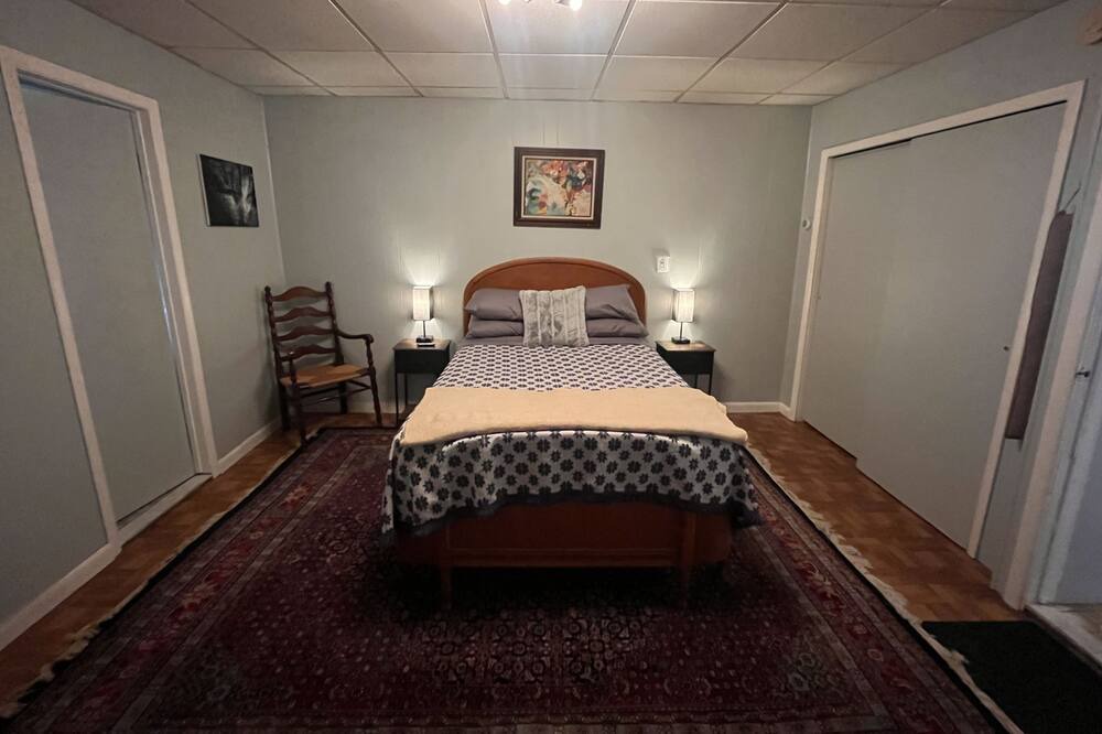 Photo of Bedroom in Tarrytown
