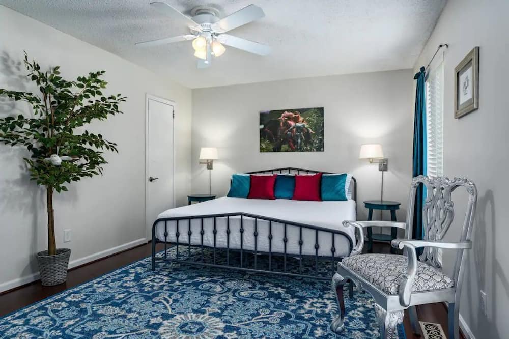 Photo of Bedroom in Alabaster