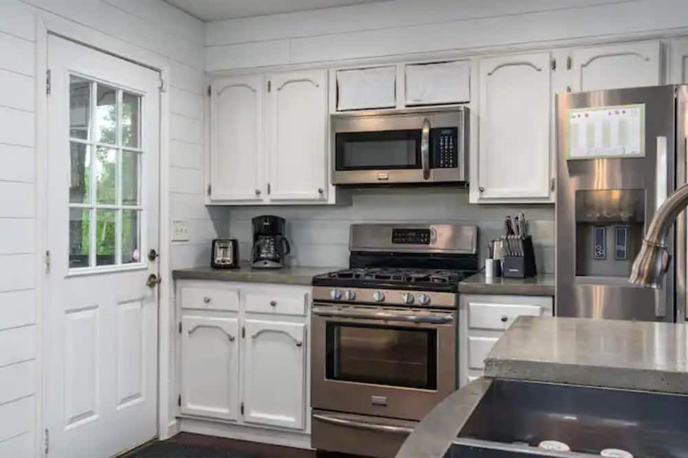 Photo of Kitchen in Alabaster