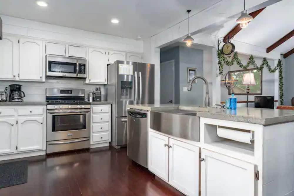Photo of Kitchen in Alabaster