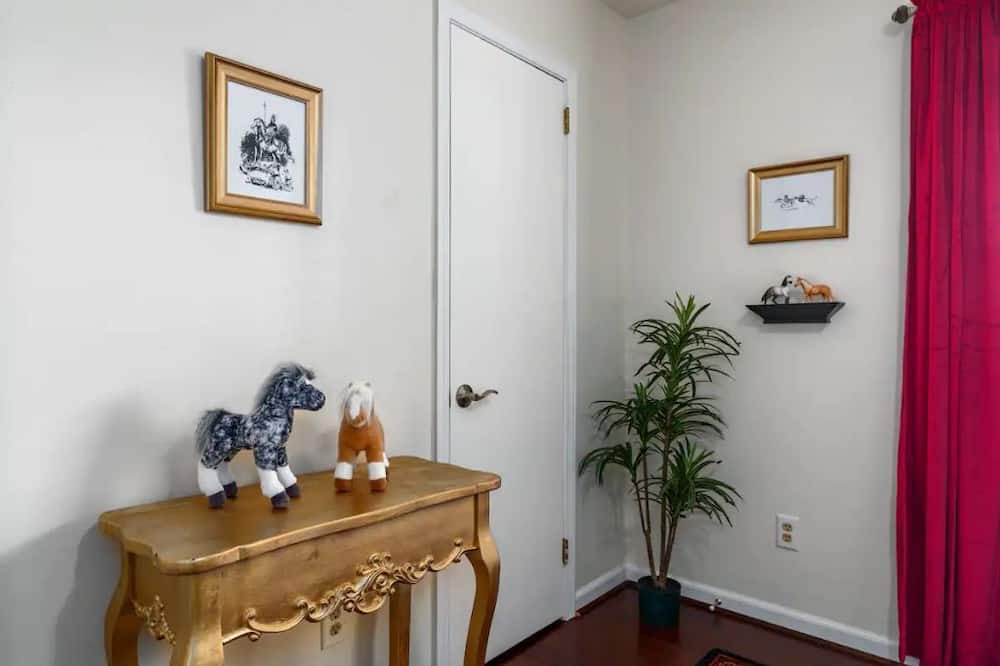 Photo of Bedroom in Alabaster