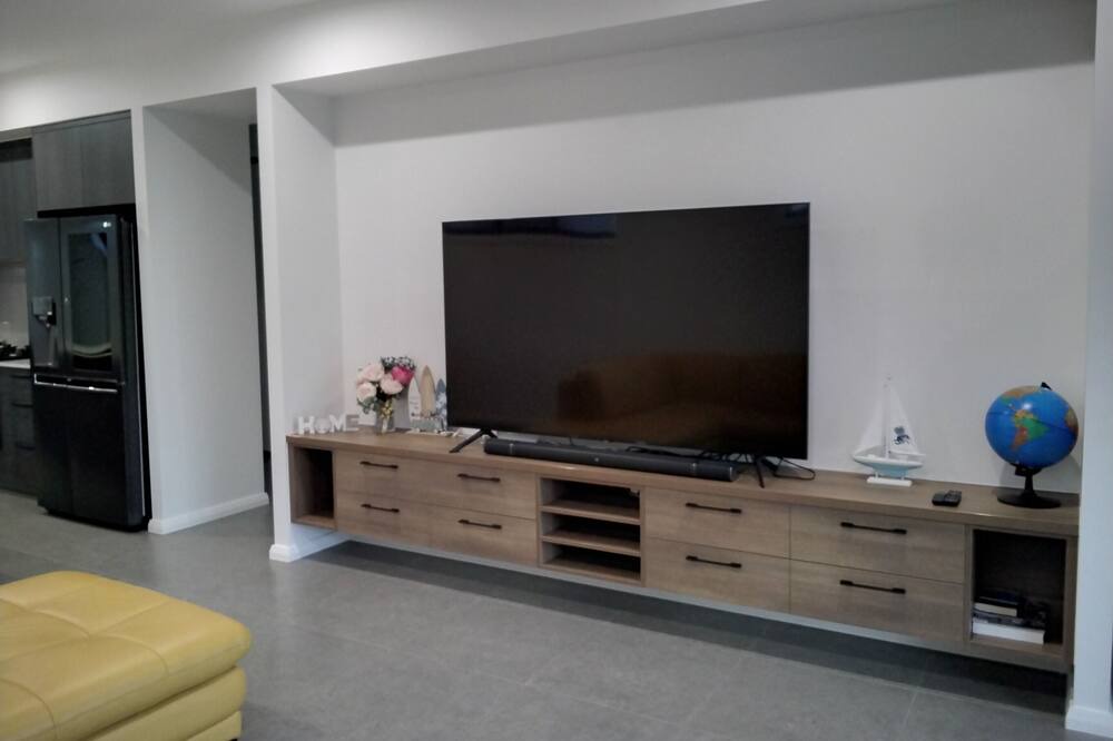 Photo of Livingroom in Pialba