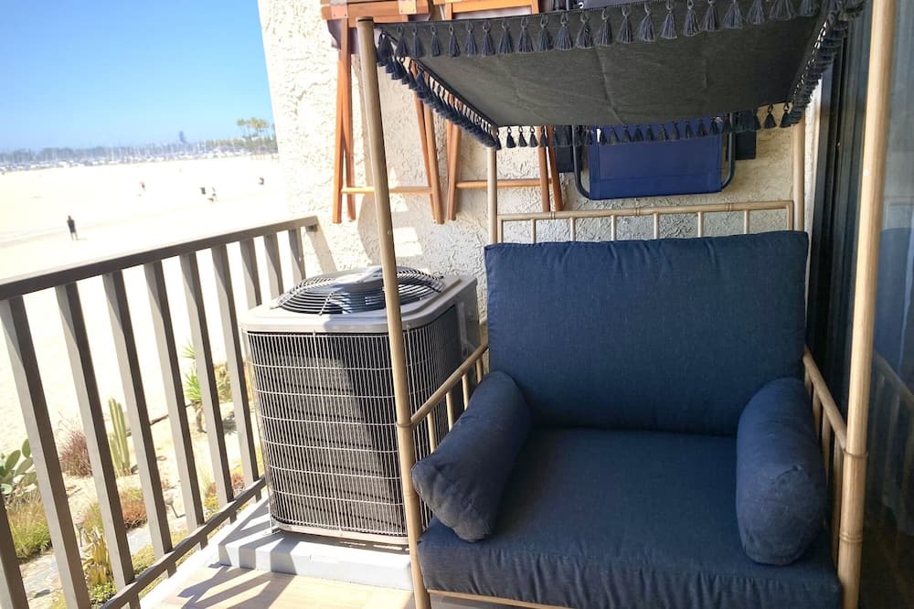 Photo of Others in Alamitos Beach