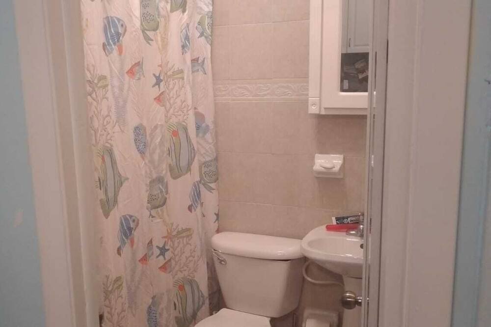 Photo of Bathroom in Farmer's Hill