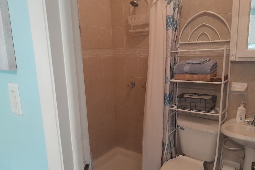 Photo of Bathroom in Farmer's Hill
