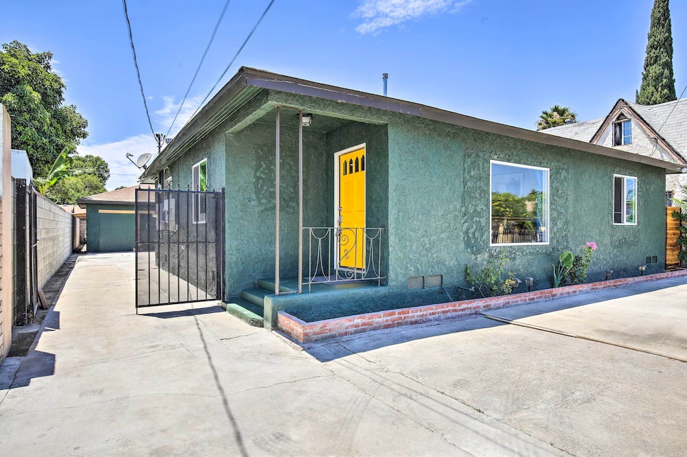 Photo of Outdoor in Compton