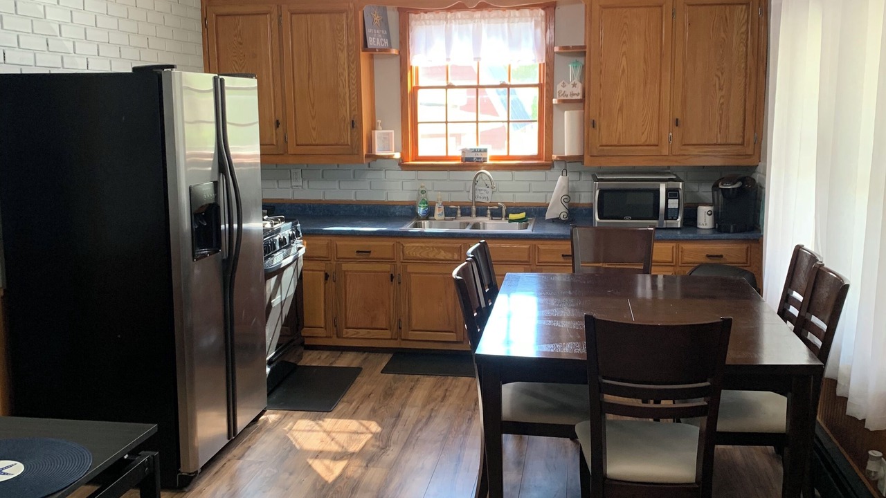 Photo of Kitchen in Lake Erie Beach