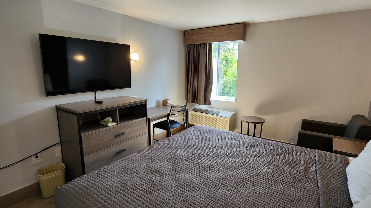 Photo of Bedroom in Wayne