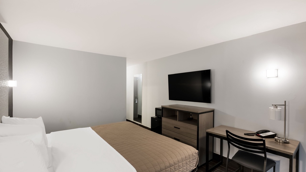 Photo of Bedroom in Wayne