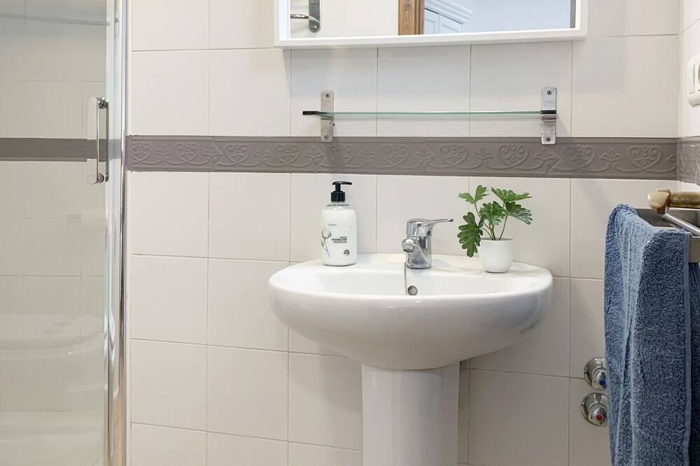 Photo of Bathroom in Pedregalejo Playa
