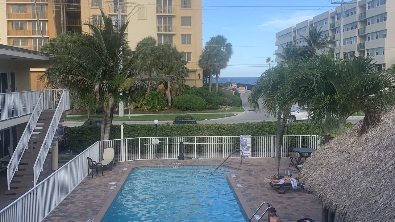 Photo of Outdoor in Hillsboro Beach