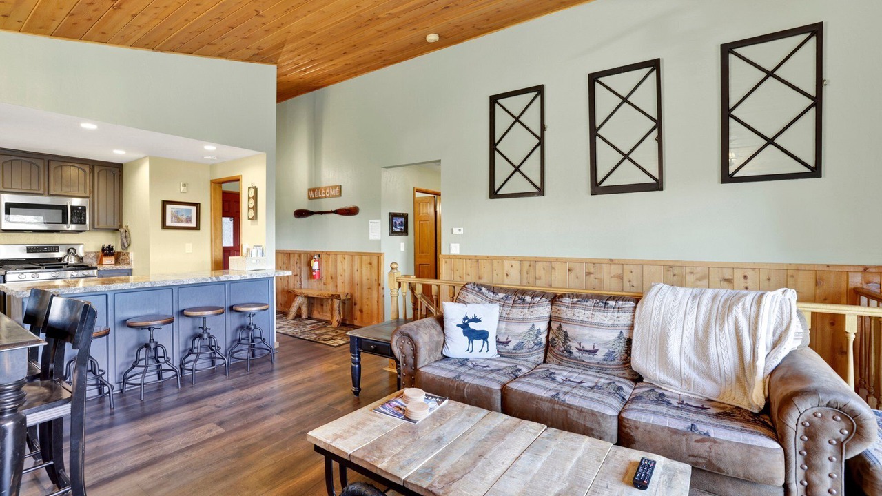 Photo of Livingroom in Big Bear City