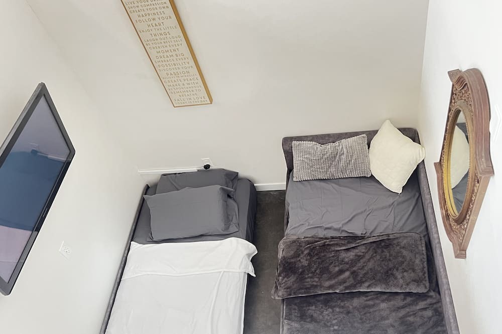 Photo of Bedroom in Commerce