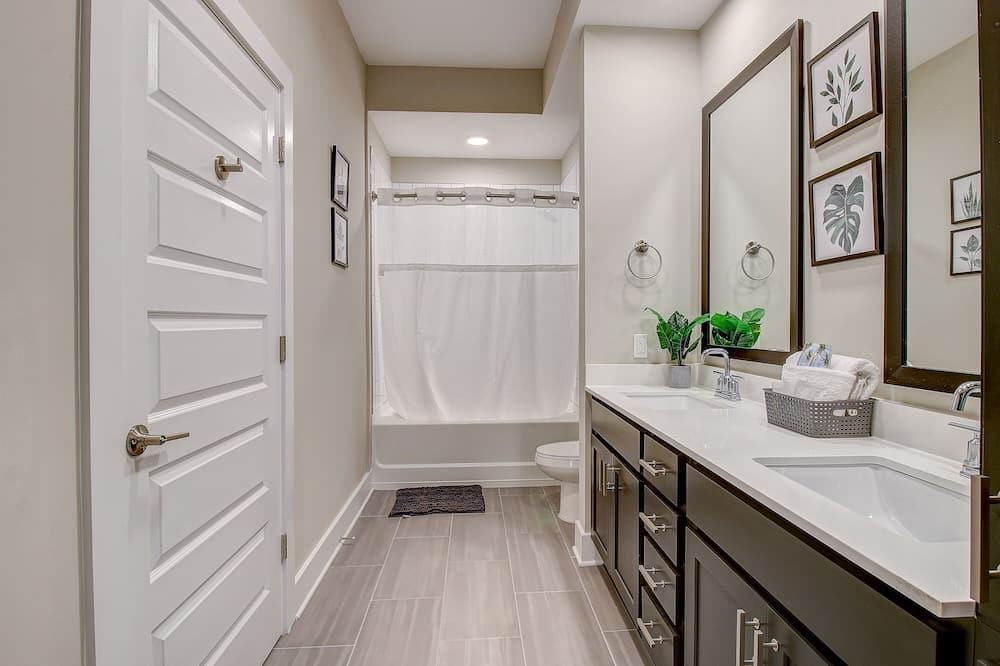 Photo of Bathroom in Third Ward