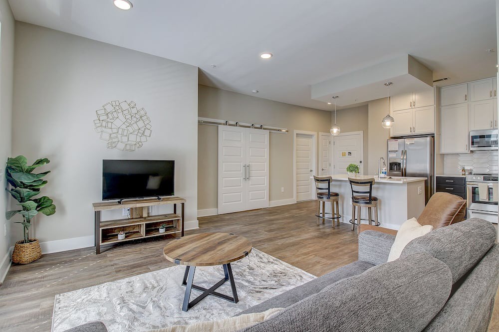 Photo of Livingroom in Third Ward