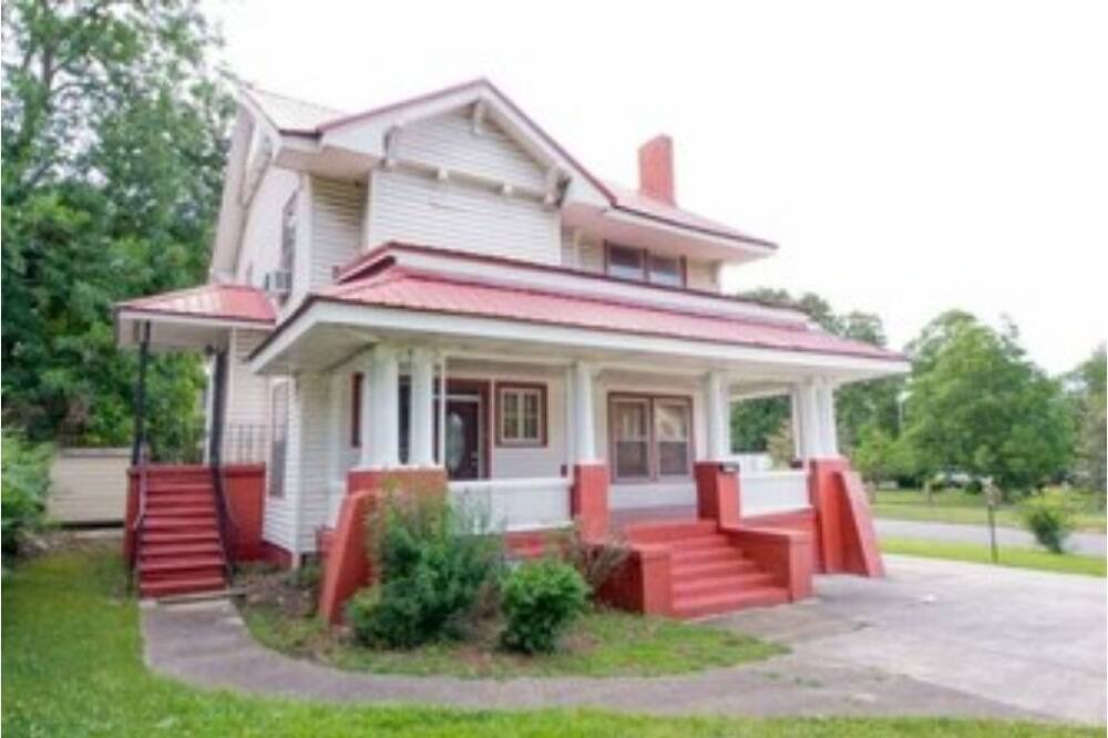 Photo of Outdoor in Norwood
