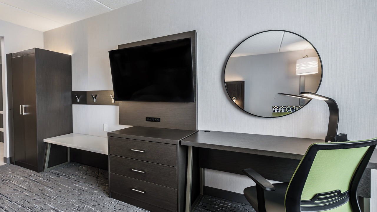 Photo of Bedroom in Northeast Mississauga