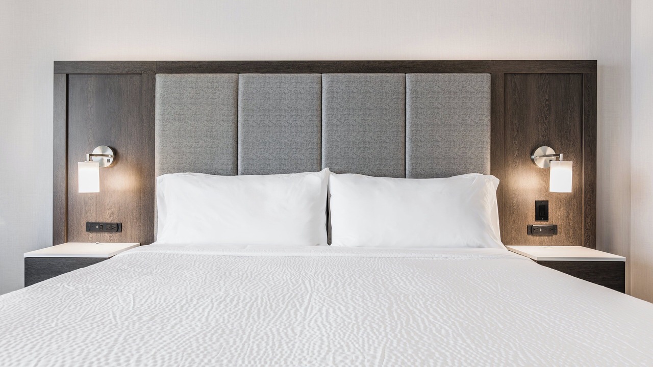 Photo of Bedroom in Northeast Mississauga