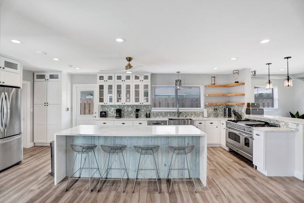 Photo of Kitchen in Cypress Lakes