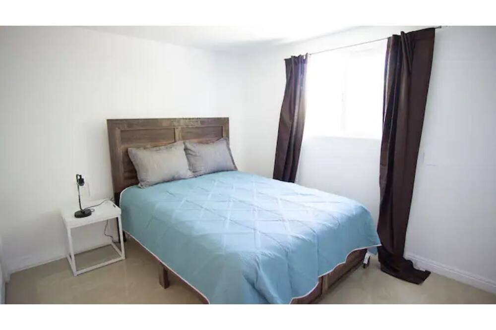 Photo of Bedroom in Monterey Park