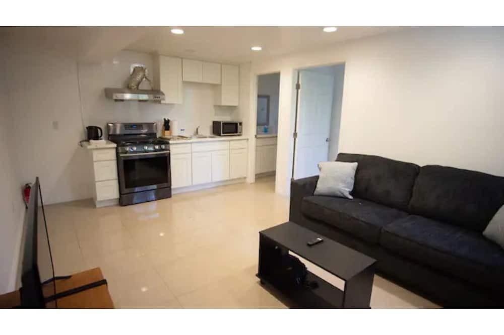 Photo of Livingroom in Monterey Park