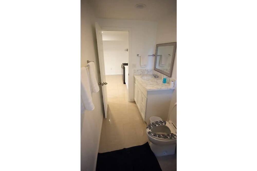 Photo of Bathroom in Monterey Park
