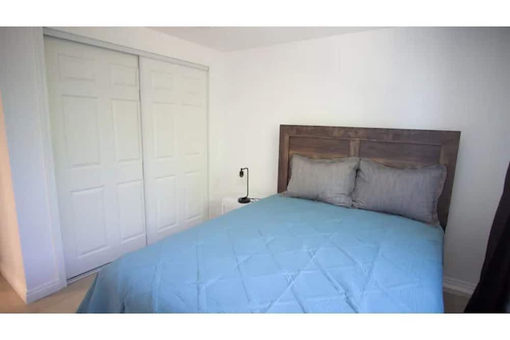 Photo of Bedroom in Monterey Park