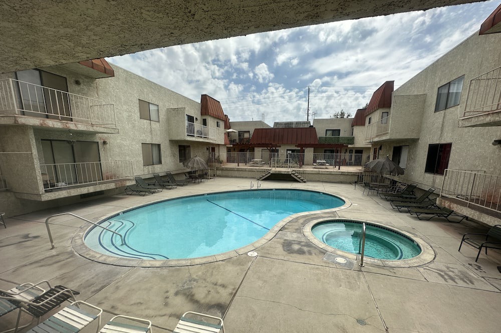 Photo of Outdoor in Downey
