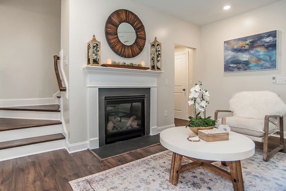 Photo of Livingroom in Umstead