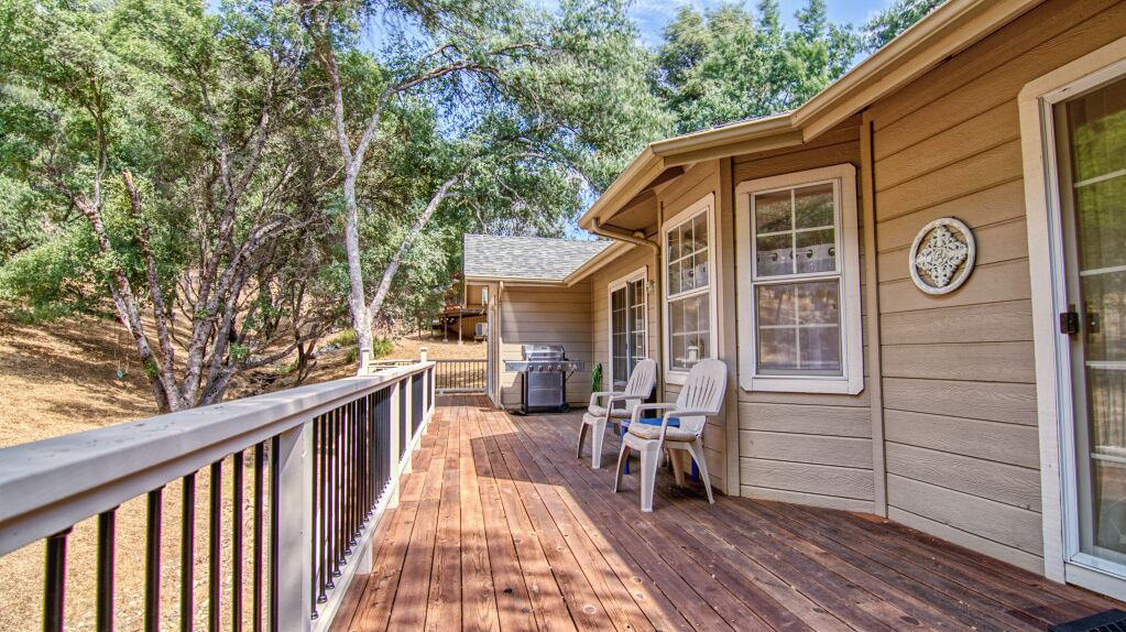 Photo of Outdoor in Groveland