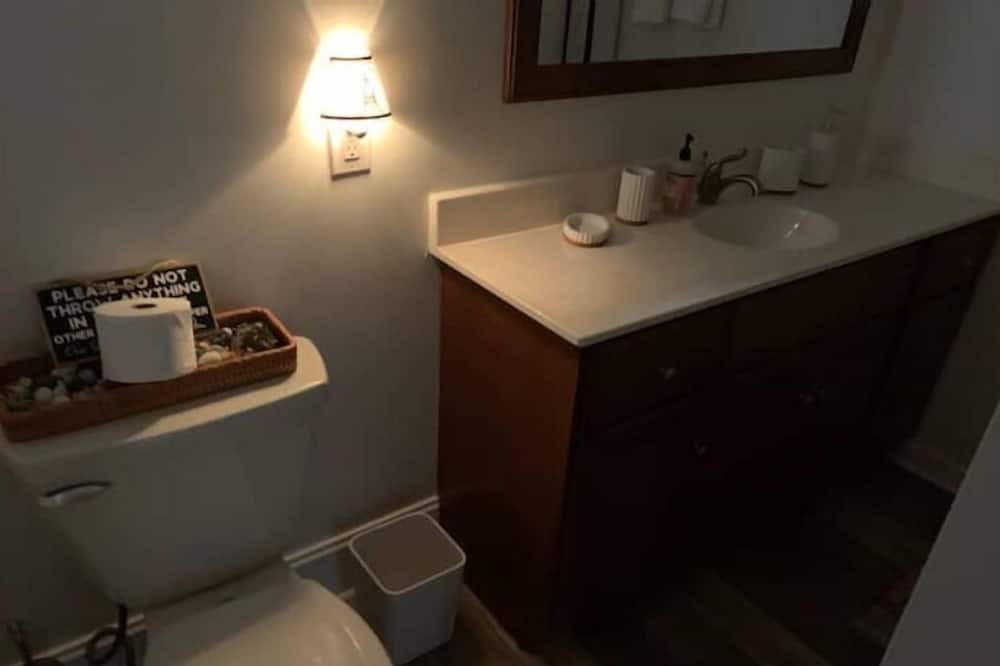 Photo of Bathroom in Naples