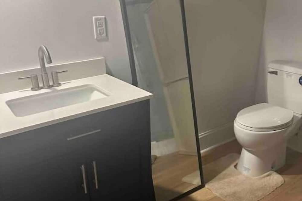 Photo of Bathroom in Naples