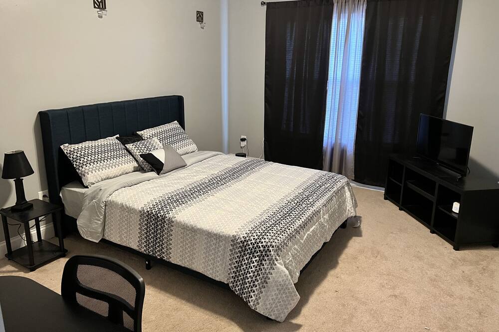 Photo of Bedroom in Cape Fear