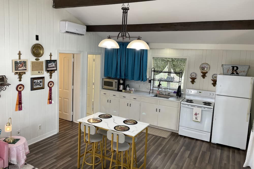 Photo of Kitchen in Irondale
