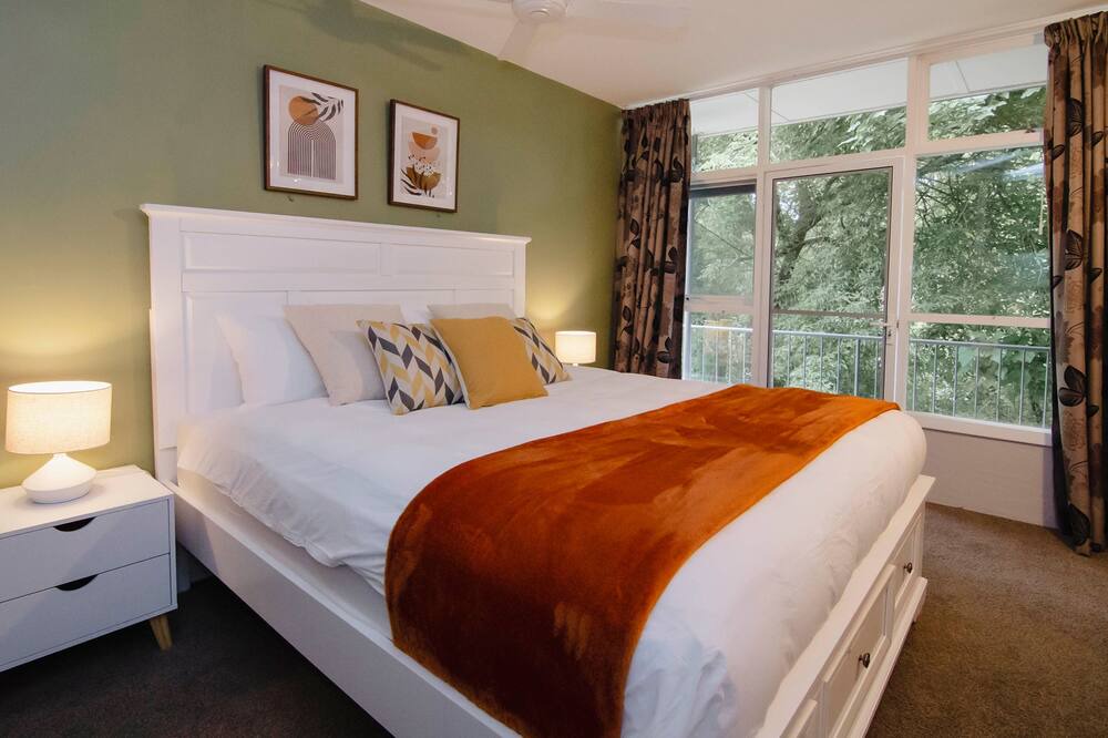 Photo of Bedroom in Kalorama